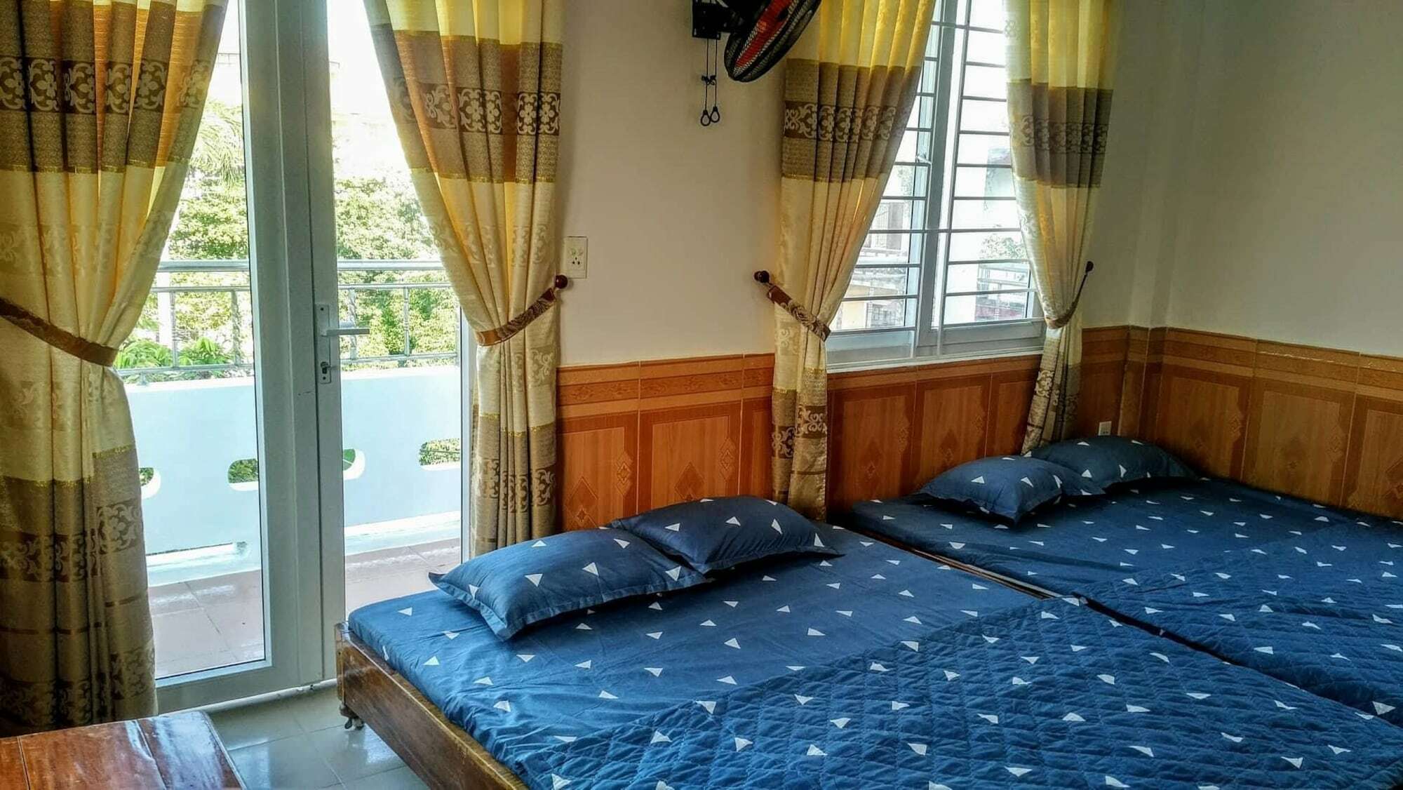 Hotel Nha Nghi Kien An Hue Exterior foto
